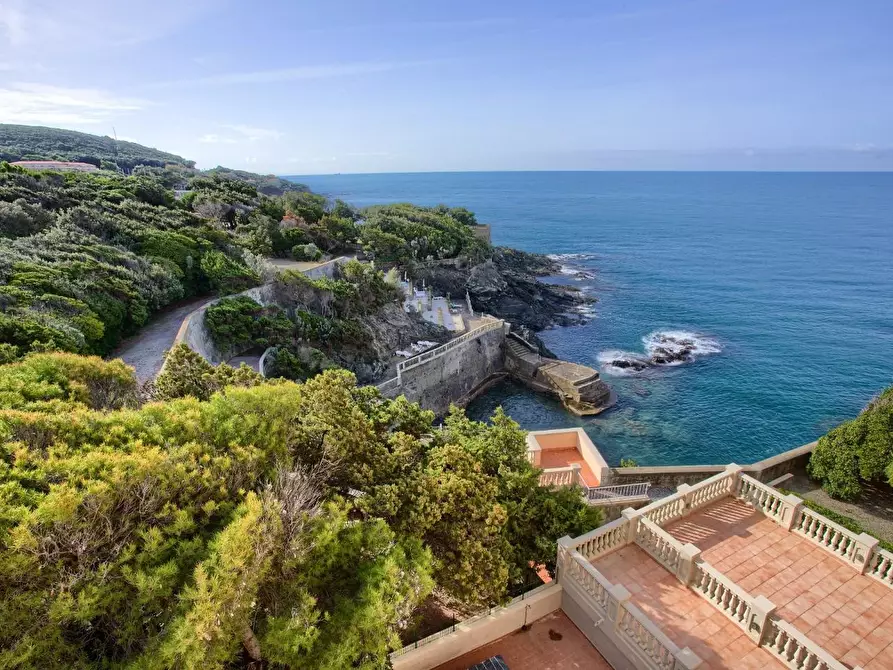 Immagine 11 di Appartamento in vendita  a Rosignano Marittimo