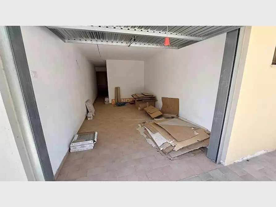 Immagine 11 di Appartamento in vendita  a Grosseto