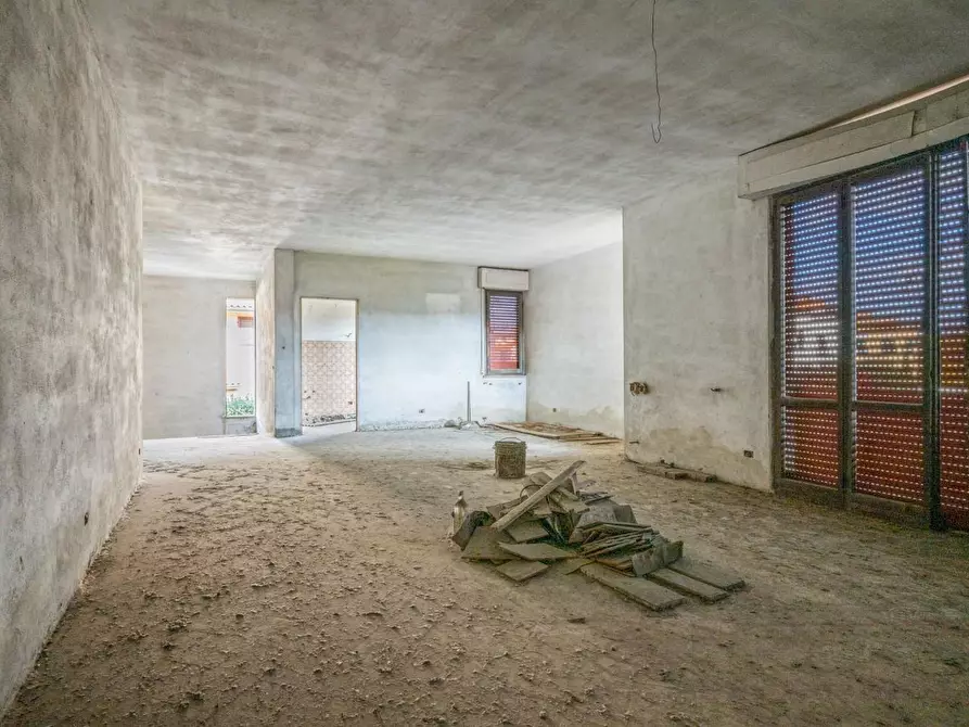 Immagine 18 di Villa in vendita  a Calcinaia