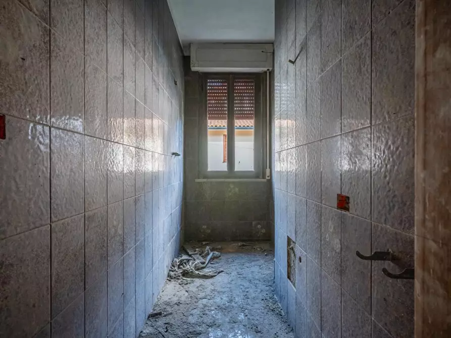 Immagine 22 di Villa in vendita  a Calcinaia