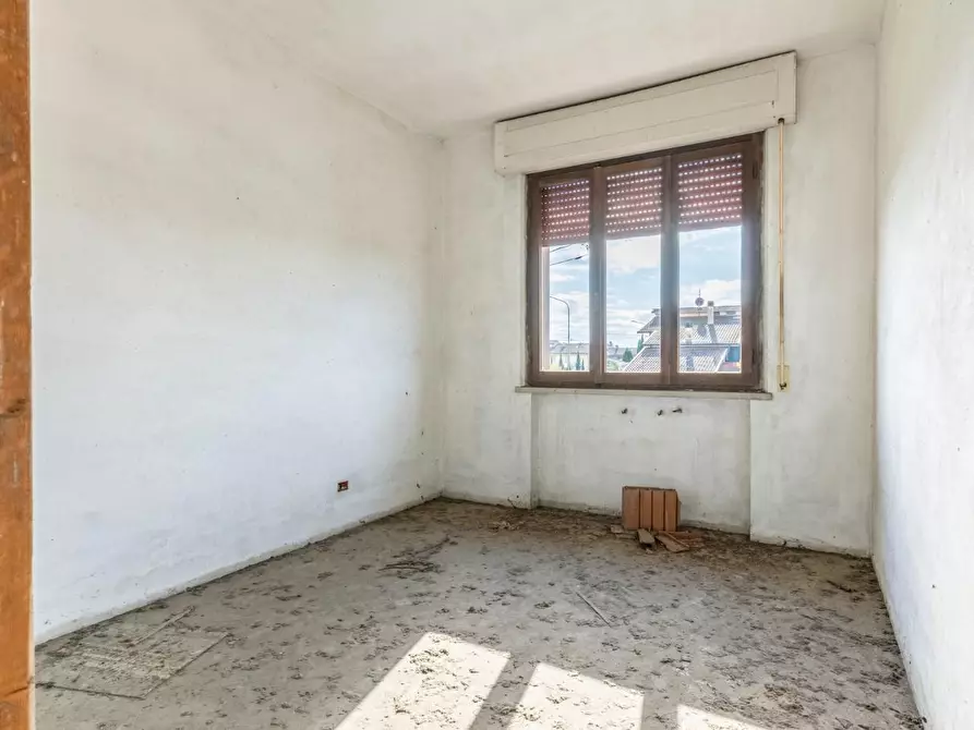 Immagine 30 di Villa in vendita  a Calcinaia