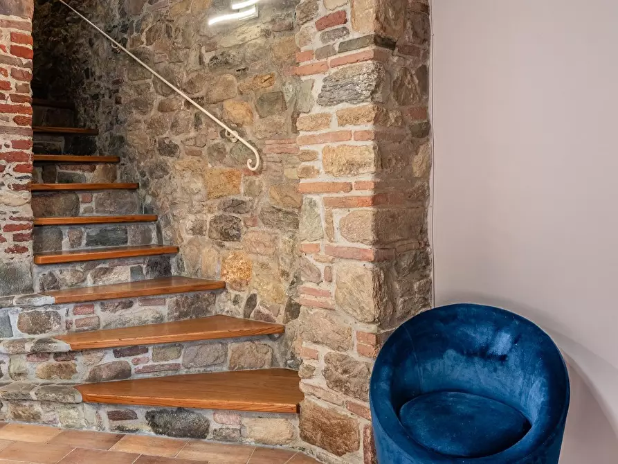 Immagine 4 di Appartamento in vendita  a Vicopisano