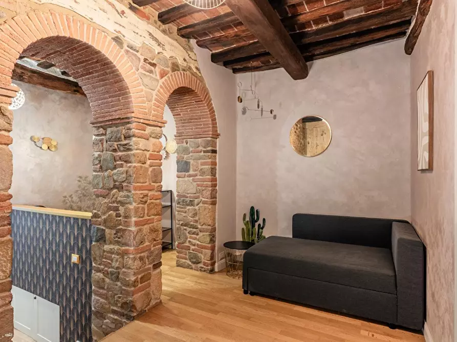 Immagine 10 di Appartamento in vendita  a Vicopisano