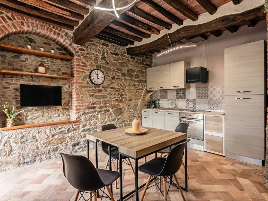 Immagine 2 di Appartamento in vendita  a Vicopisano