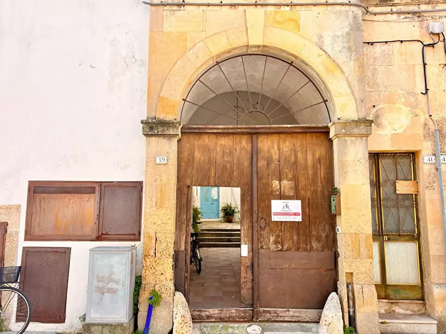 Immagine 6 di Casa indipendente in vendita  a Spongano