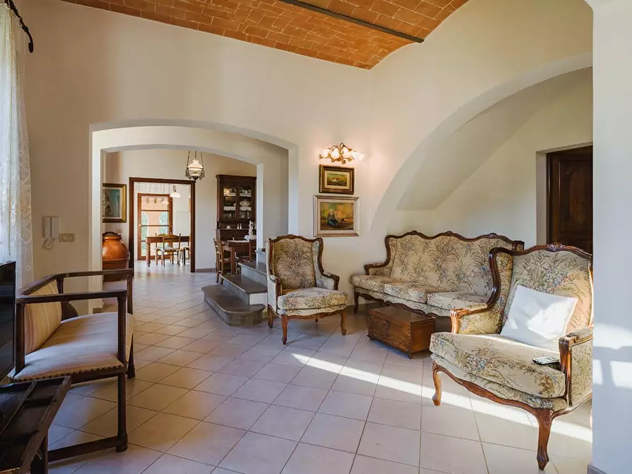 Immagine 19 di Casa colonica in vendita  a Casciana Terme Lari