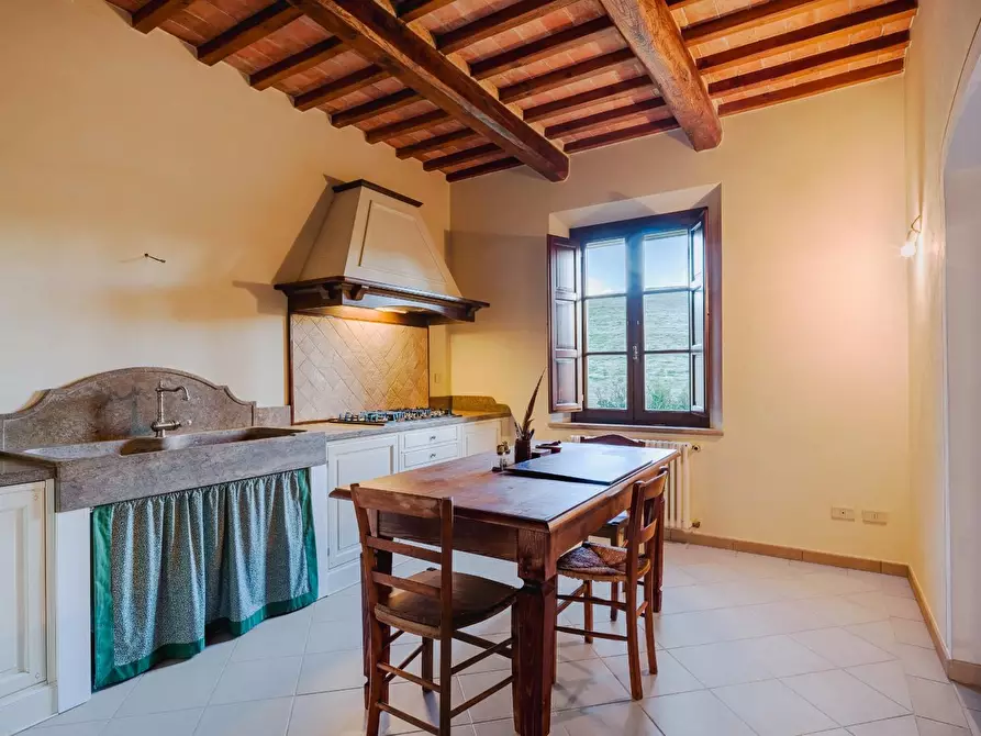 Immagine 44 di Casa colonica in vendita  a Casciana Terme Lari