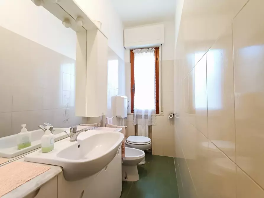 Immagine 16 di Casa bifamiliare in vendita  a San Giuliano Terme