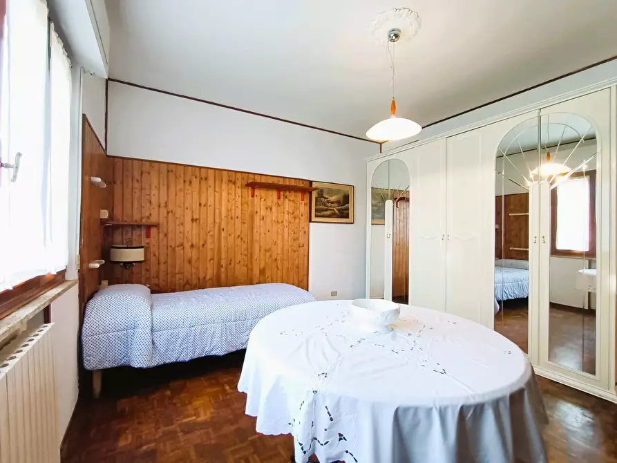 Immagine 25 di Casa bifamiliare in vendita  a San Giuliano Terme