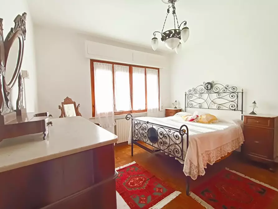 Immagine 21 di Casa bifamiliare in vendita  a San Giuliano Terme