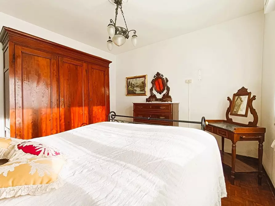 Immagine 23 di Casa bifamiliare in vendita  a San Giuliano Terme