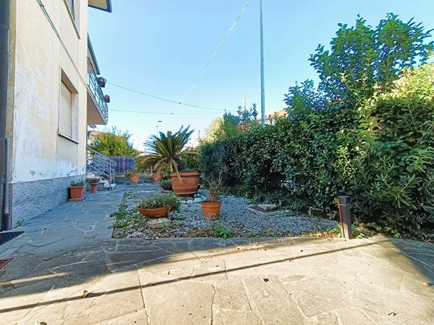 Immagine 37 di Casa bifamiliare in vendita  a San Giuliano Terme