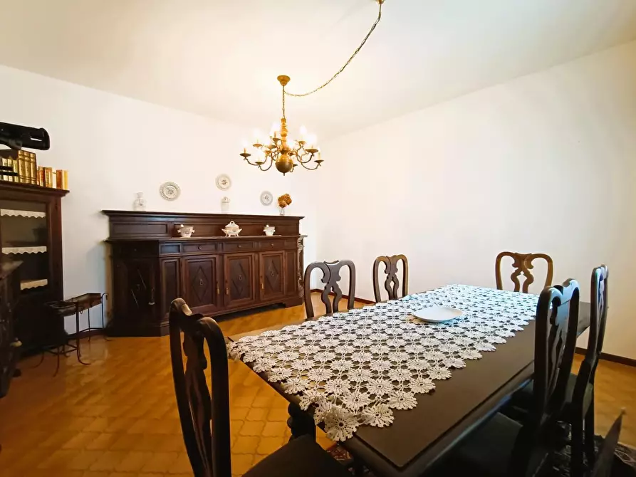 Immagine 7 di Casa bifamiliare in vendita  a San Giuliano Terme