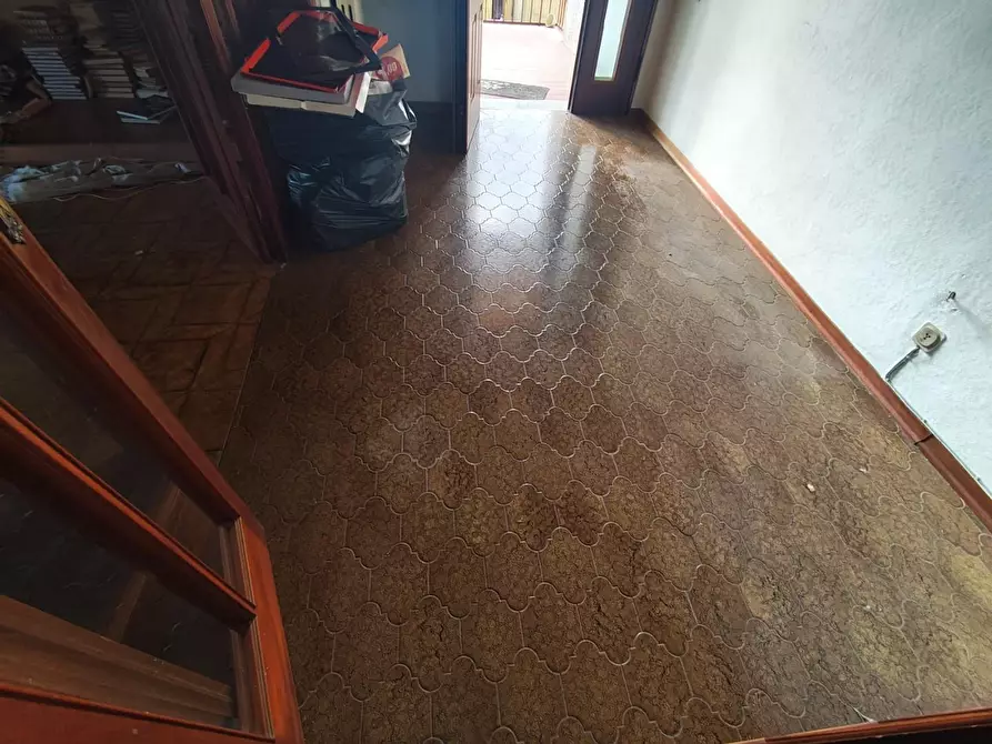 Immagine 26 di Villa in vendita  a Lucca