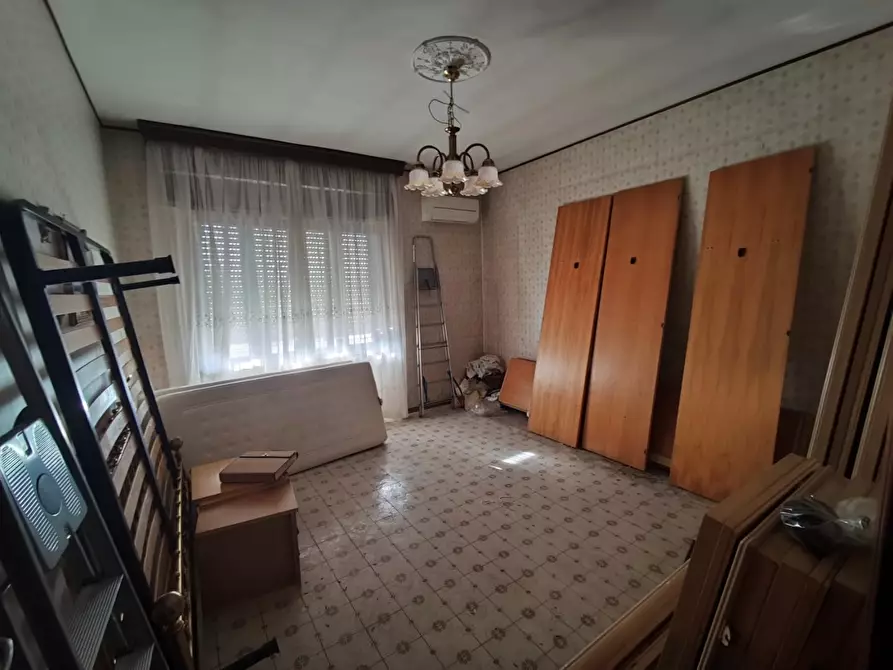 Immagine 36 di Villa in vendita  a Lucca