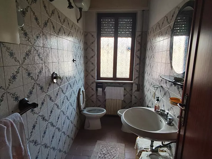 Immagine 30 di Villa in vendita  a Lucca