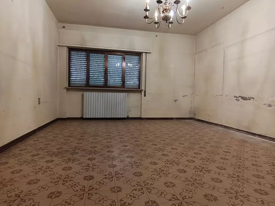 Immagine 24 di Villa in vendita  a Lucca