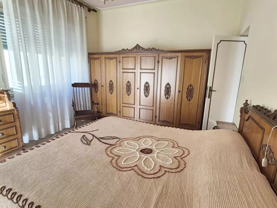 Immagine 79 di Appartamento in vendita  a Viareggio