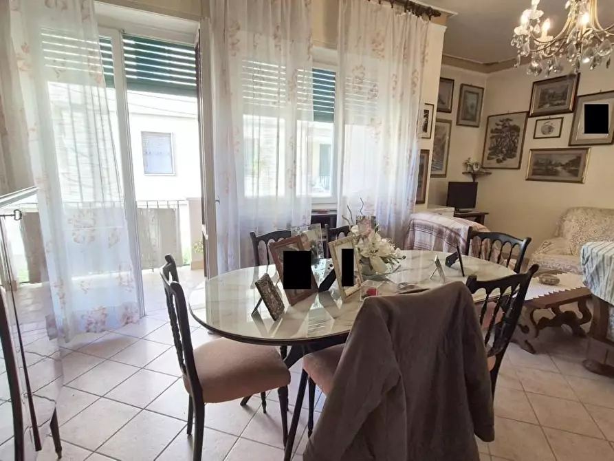 Immagine 23 di Appartamento in vendita  a Viareggio