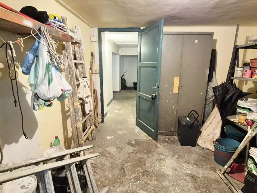 Immagine 100 di Appartamento in vendita  a Viareggio