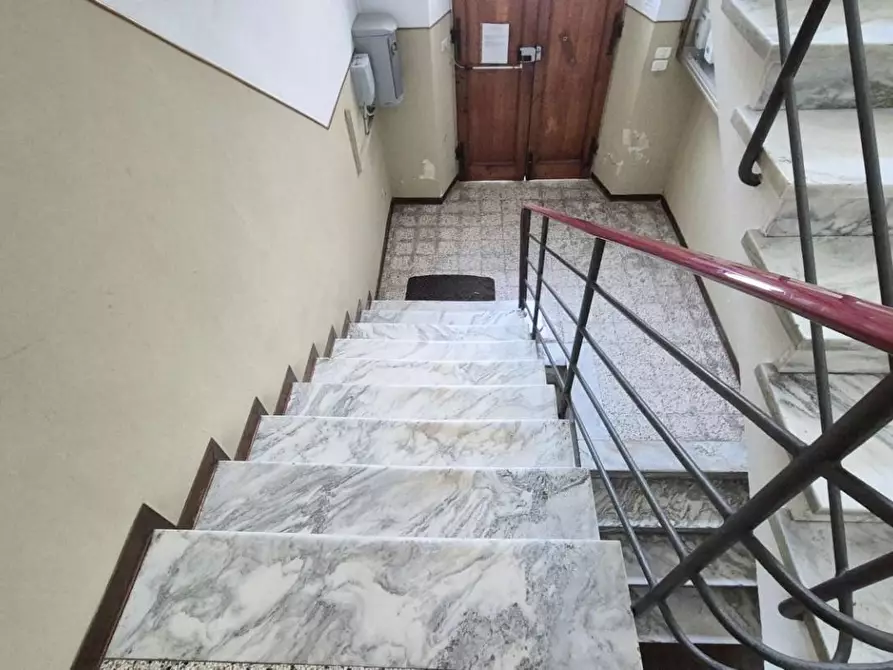 Immagine 91 di Appartamento in vendita  a Viareggio