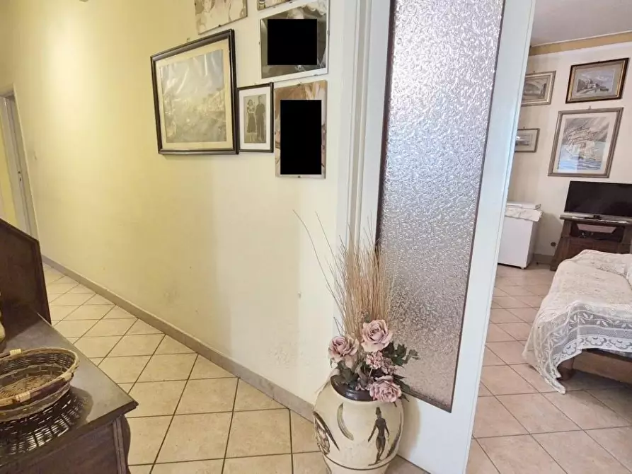 Immagine 17 di Appartamento in vendita  a Viareggio