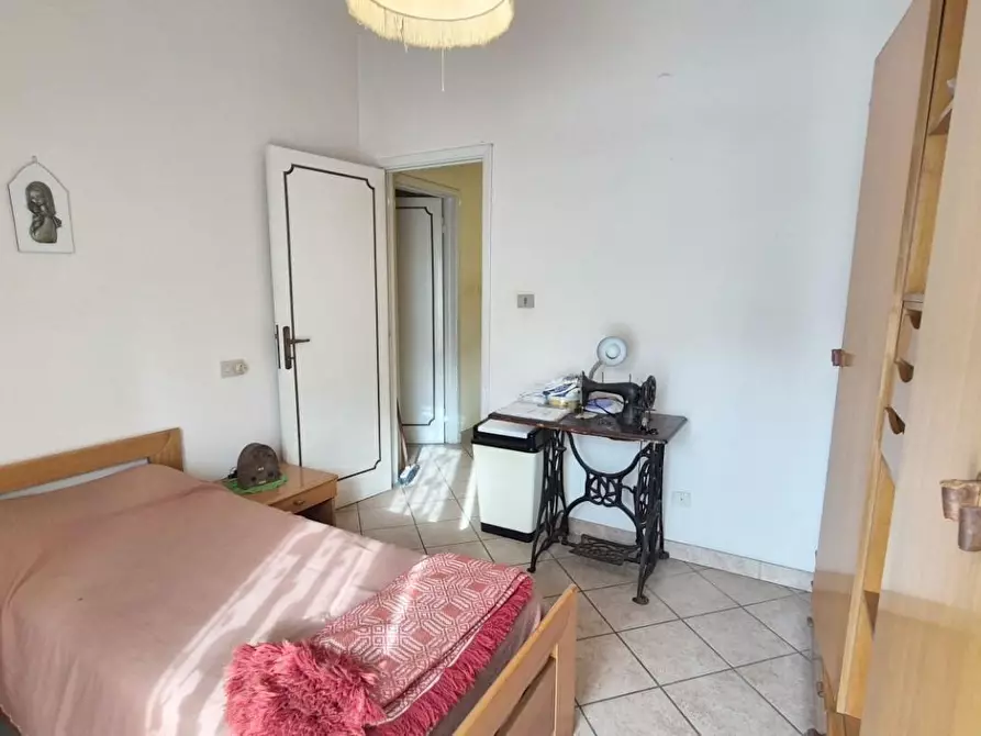 Immagine 58 di Appartamento in vendita  a Viareggio