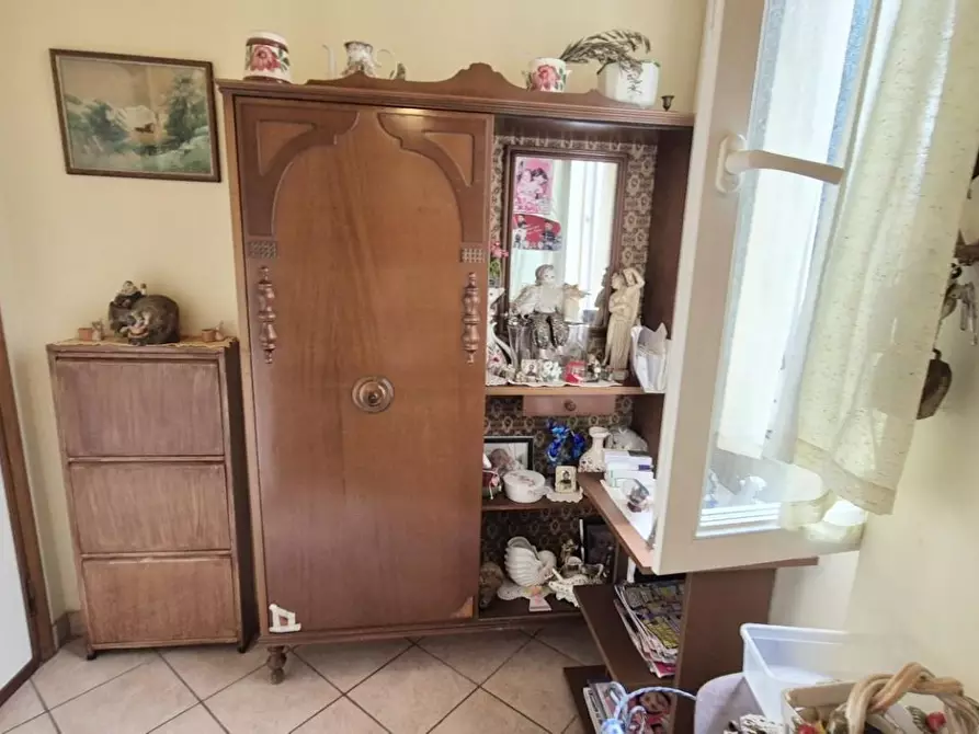 Immagine 86 di Appartamento in vendita  a Viareggio