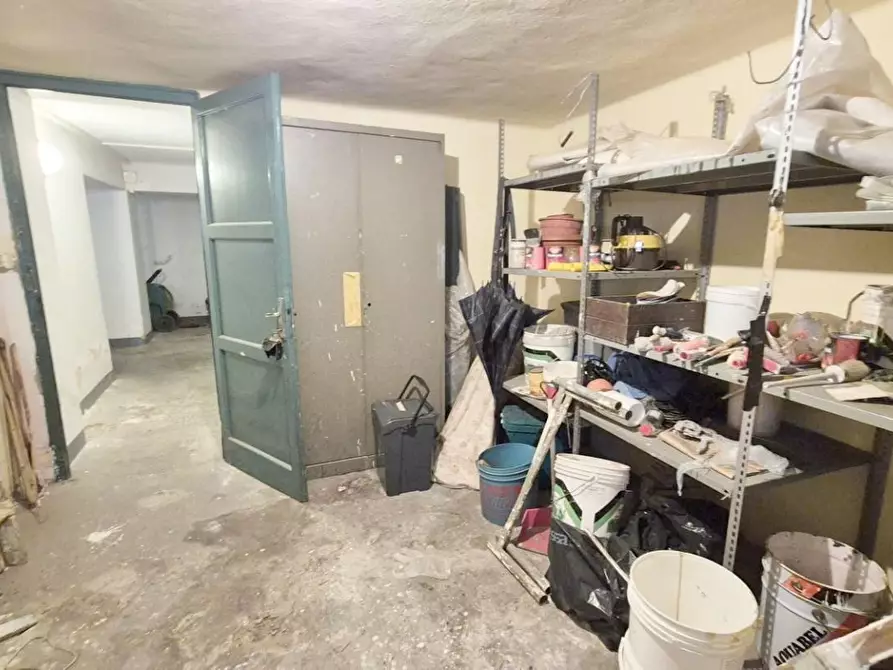 Immagine 99 di Appartamento in vendita  a Viareggio