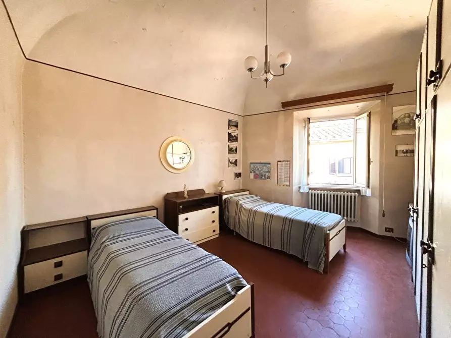 Immagine 21 di Appartamento in vendita  a Volterra