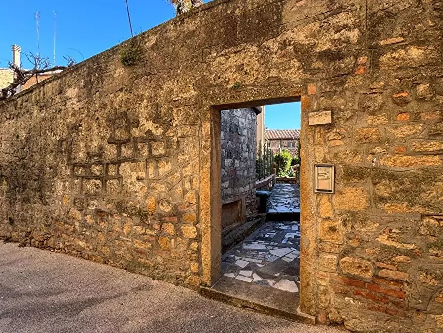 Immagine 10 di Appartamento in vendita  a Volterra