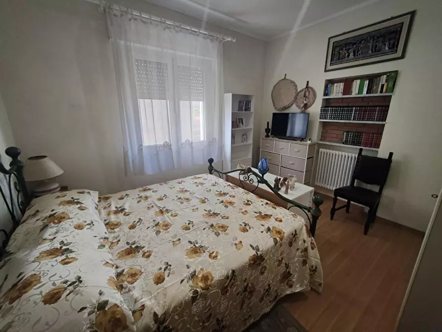 Immagine 25 di Villa in vendita  a Viareggio