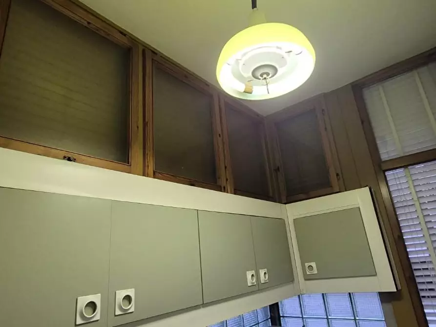 Immagine 12 di Appartamento in vendita  a Viareggio