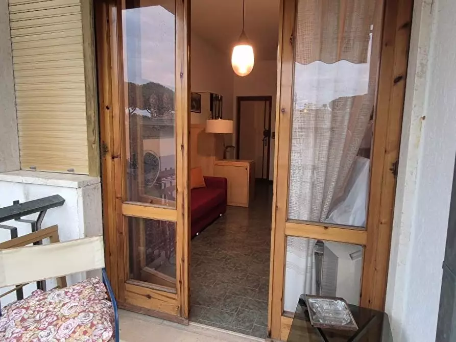 Immagine 7 di Appartamento in vendita  a Viareggio