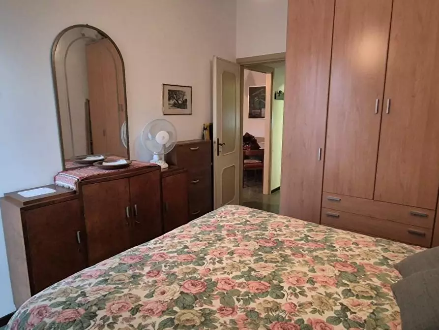 Immagine 18 di Appartamento in vendita  a Viareggio