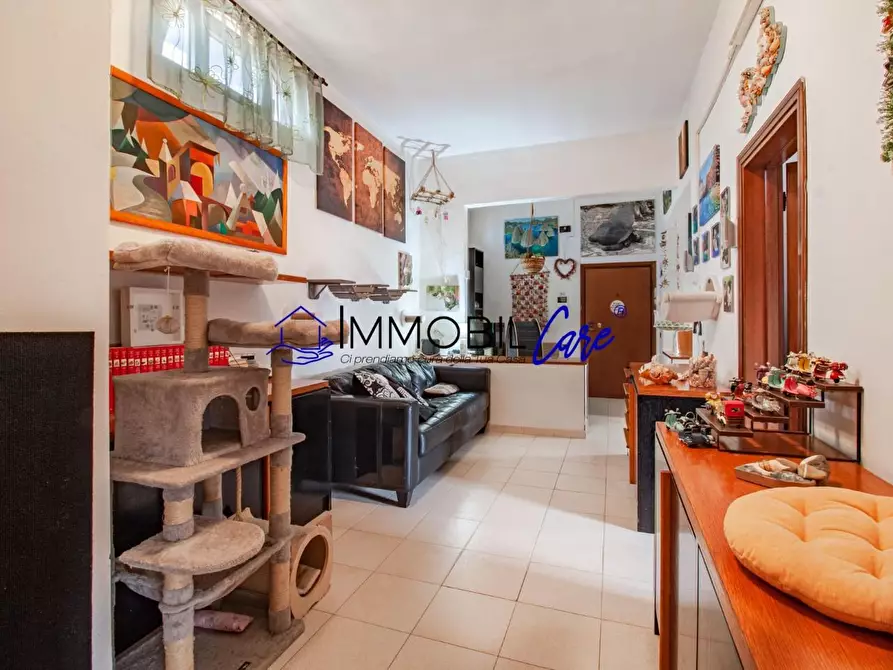 Immagine 4 di Appartamento in vendita  a Livorno