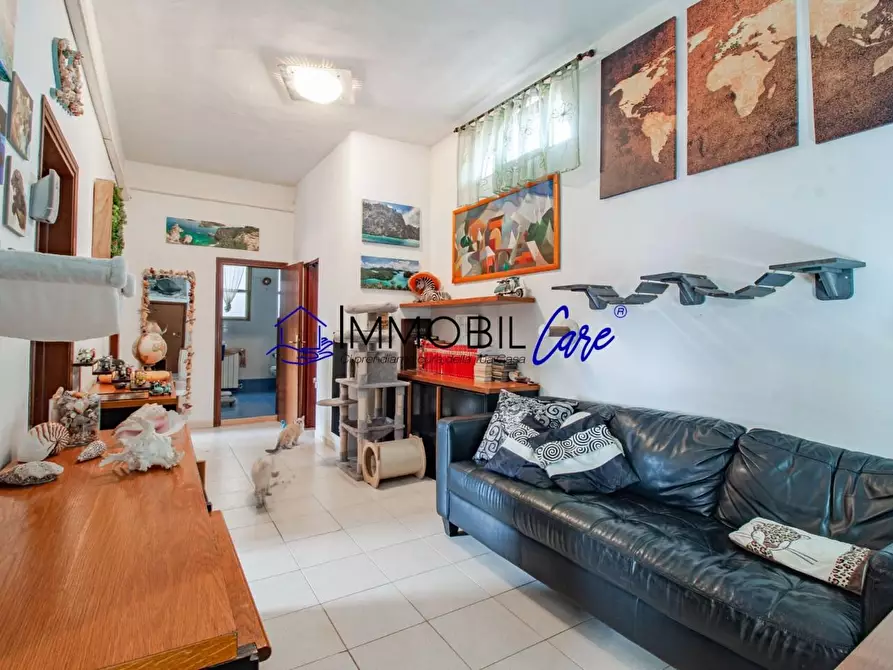 Immagine 1 di Appartamento in vendita  a Livorno