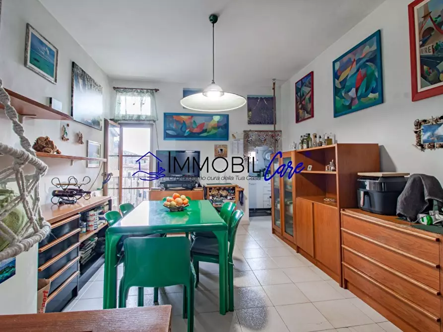 Immagine 8 di Appartamento in vendita  a Livorno