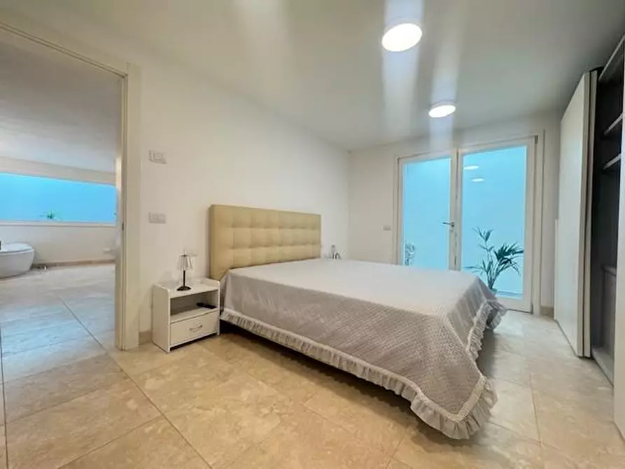 Immagine 26 di Villa in vendita  a Forte Dei Marmi