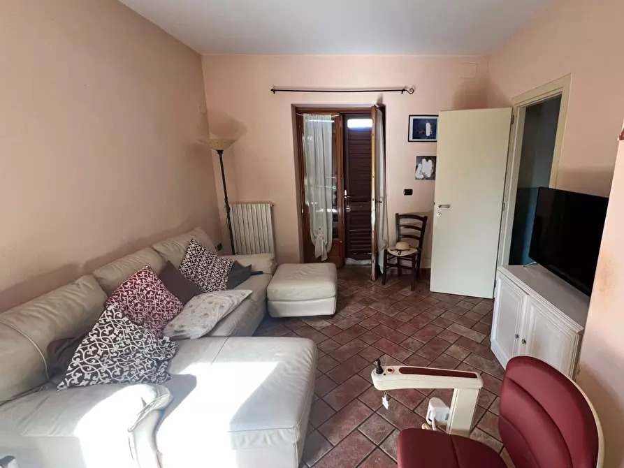 Immagine 12 di Terratetto in vendita  a Lastra A Signa