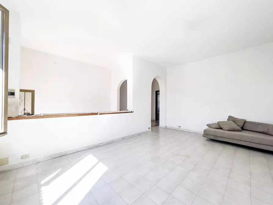 Immagine 6 di Appartamento in vendita  a Sarzana