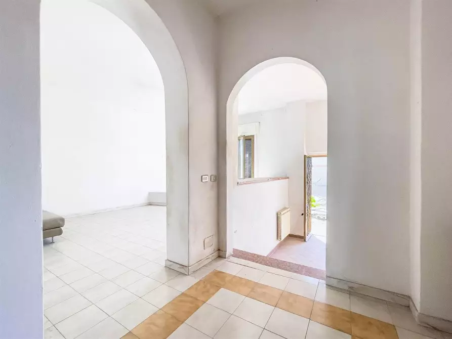 Immagine 9 di Appartamento in vendita  a Sarzana