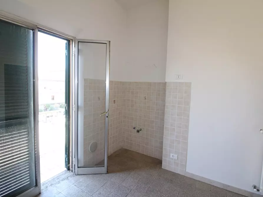 Immagine 10 di Appartamento in vendita  a Pontedera