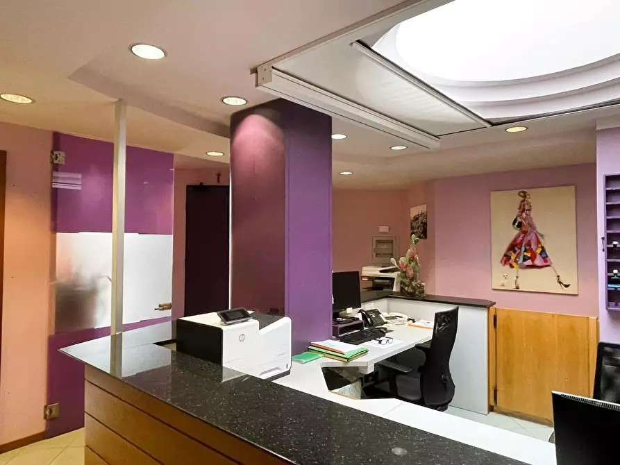 Immagine 9 di Ufficio in vendita  a San Miniato