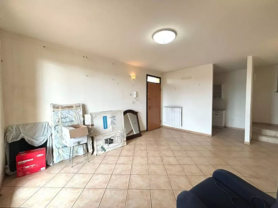 Immagine 2 di Appartamento in vendita  a Peccioli