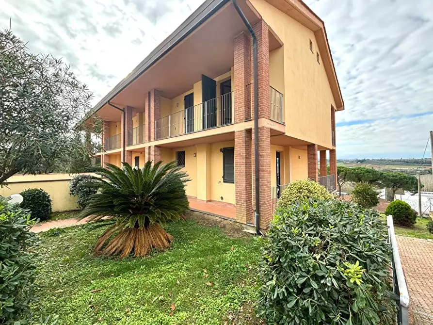 Immagine 26 di Appartamento in vendita  a Peccioli