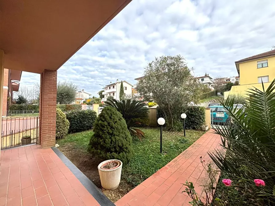 Immagine 1 di Appartamento in vendita  a Peccioli