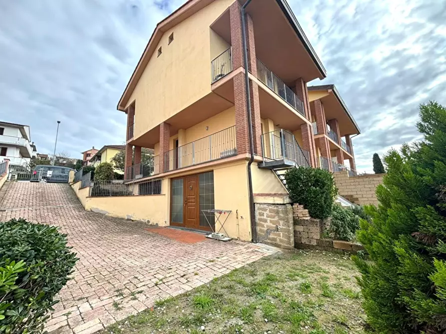 Immagine 23 di Appartamento in vendita  a Peccioli