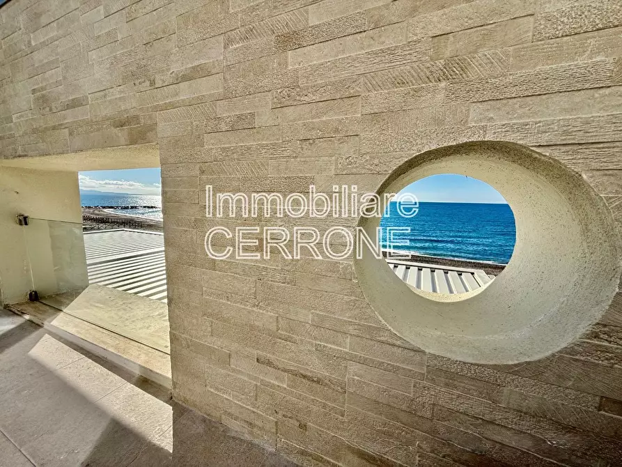 Immagine 23 di Mansarda in vendita  a Cecina