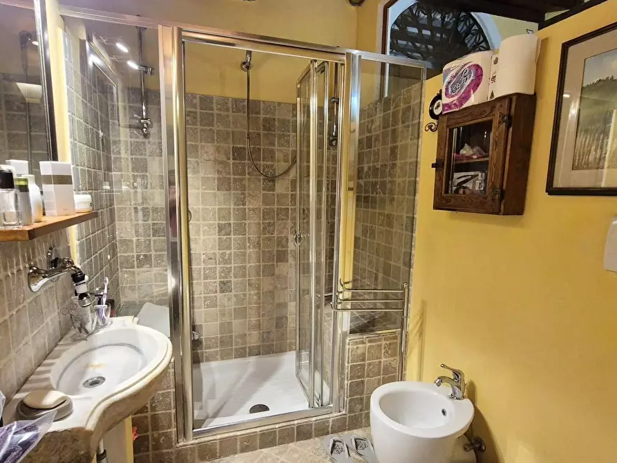 Immagine 26 di Appartamento in vendita  a Camaiore